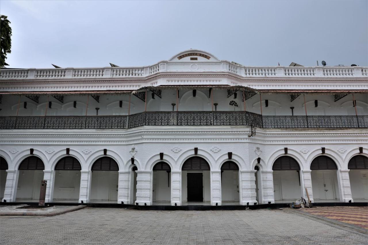 Saroja Heritage, バラナシ エクステリア 写真